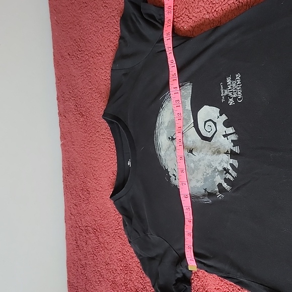 The Nightmare before Christmas graphic tshirt - Picture 5 of 6
